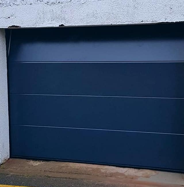Pose de porte de garage à Béthune